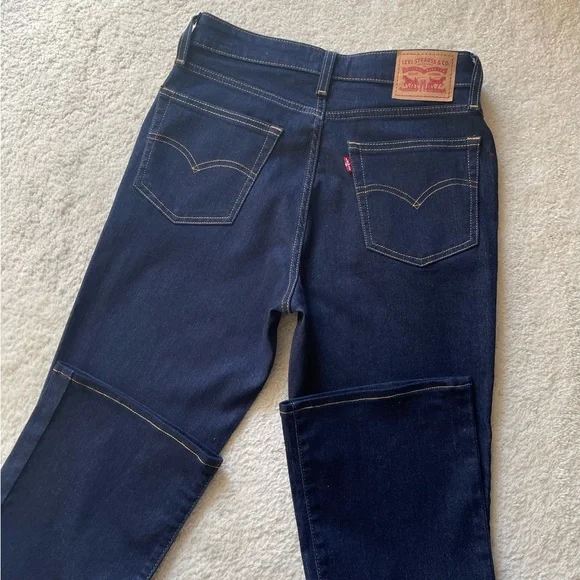 NWOT Levi’s 725 High Rise Bootcut Women’s Jeans Size 29/28 - Picture 7 of 13